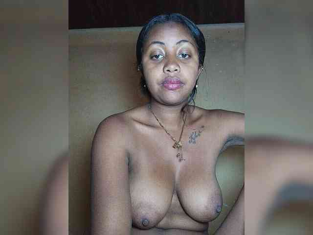 Victoria33 webcam