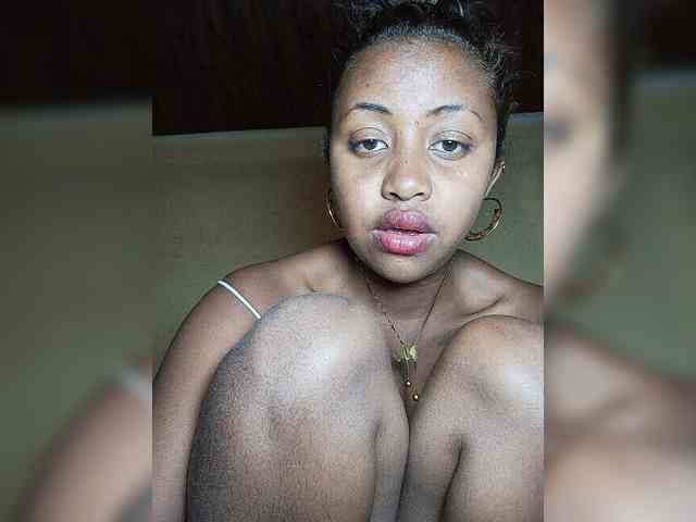 Victoria33 webcam
