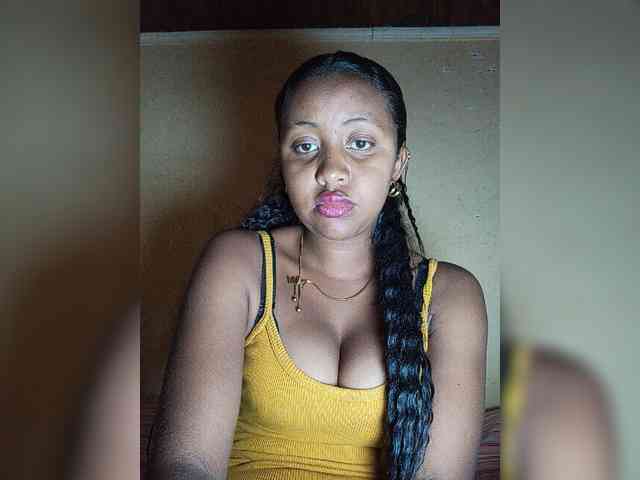 Victoria33 webcam