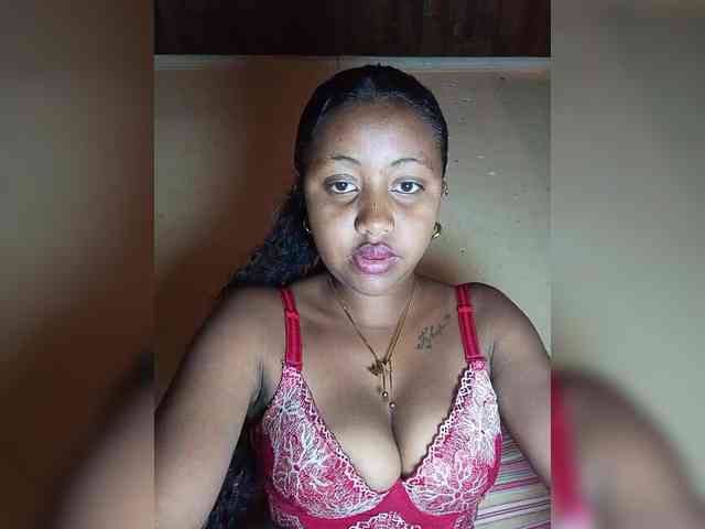 Victoria33 webcam