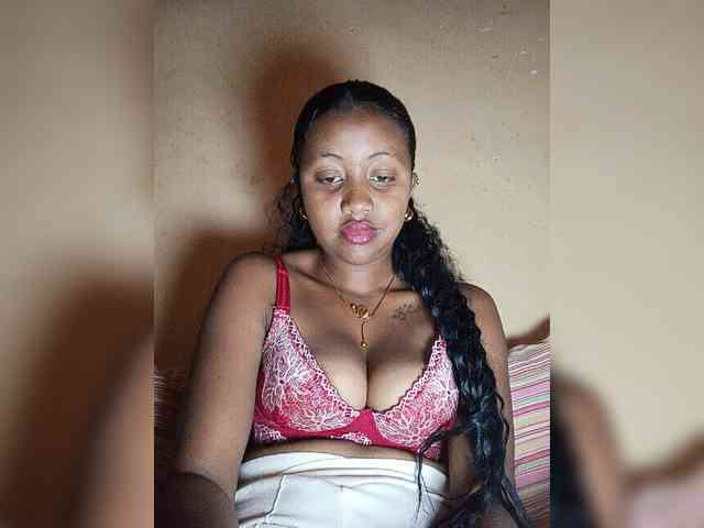 Victoria33 webcam