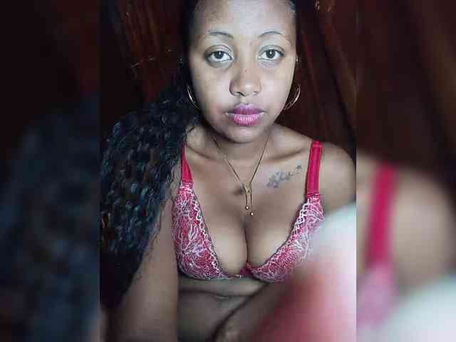 Victoria33 webcam