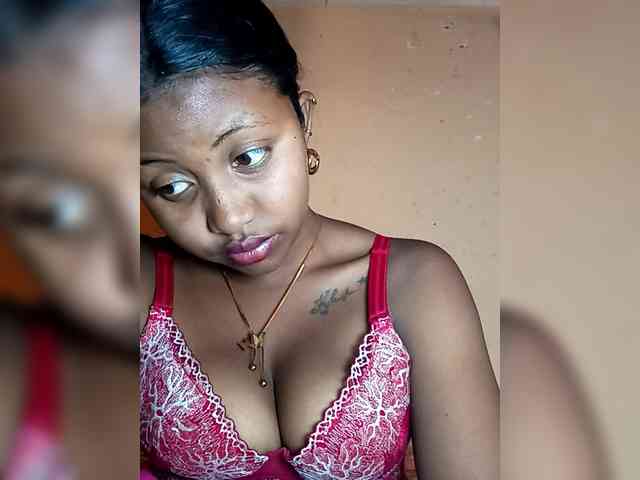 Victoria33 webcam