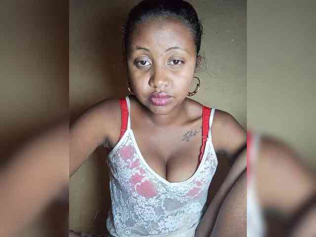 Victoria33 webcam