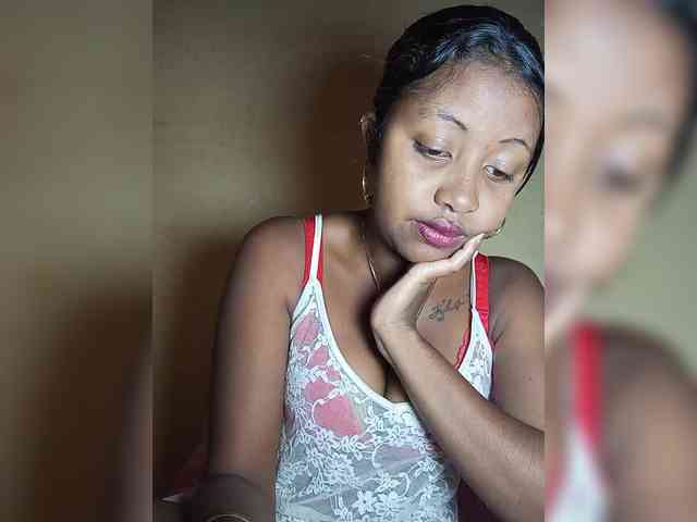 Victoria33 webcam