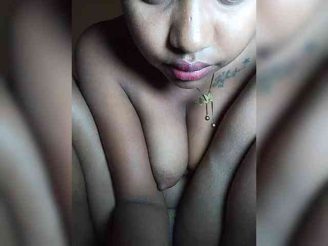 Victoria33 webcam