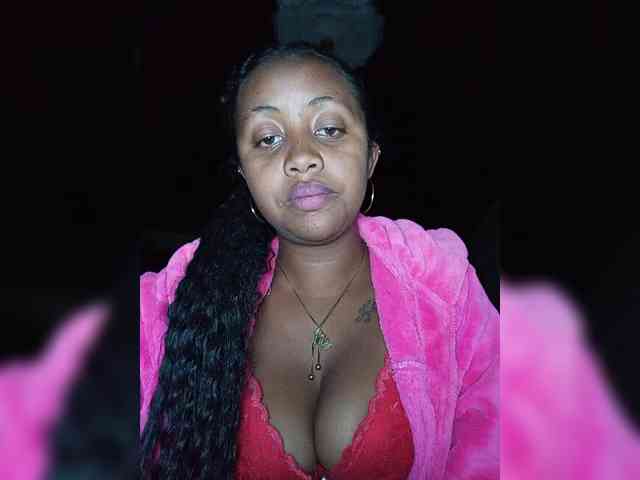 Victoria33 webcam