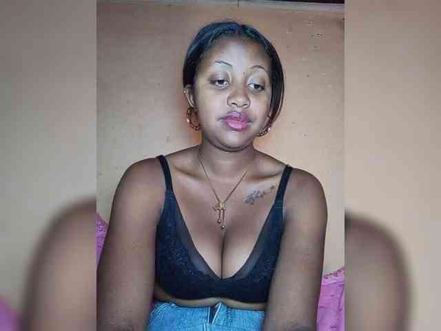 Victoria33 webcam