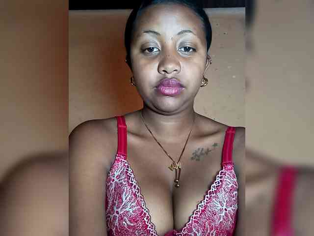 Victoria33 webcam