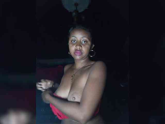 Victoria33 webcam