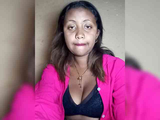 Victoria33 webcam