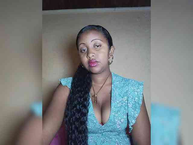 Victoria33 webcam