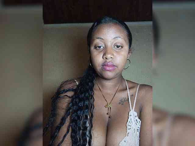 Victoria33 webcam