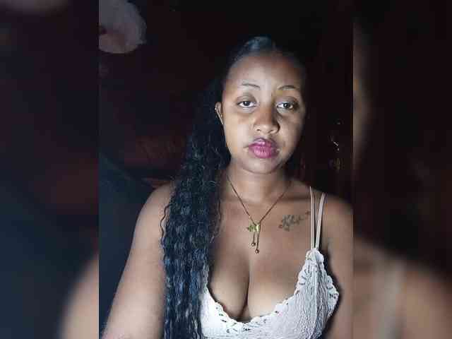 Victoria33 webcam