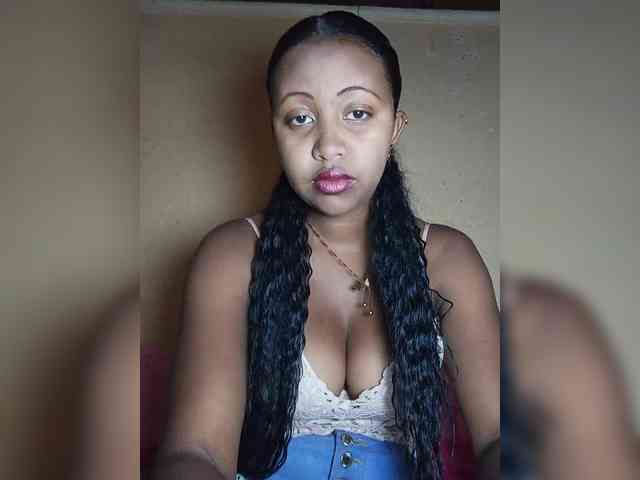 Victoria33 webcam