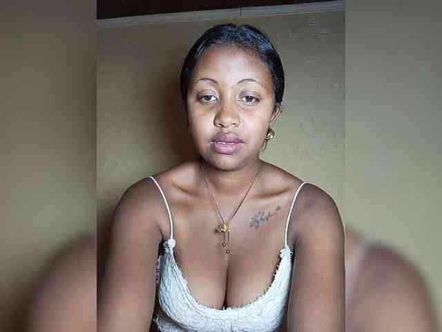 Victoria33 webcam
