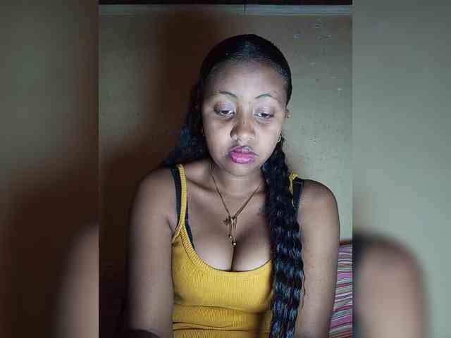 Victoria33 webcam