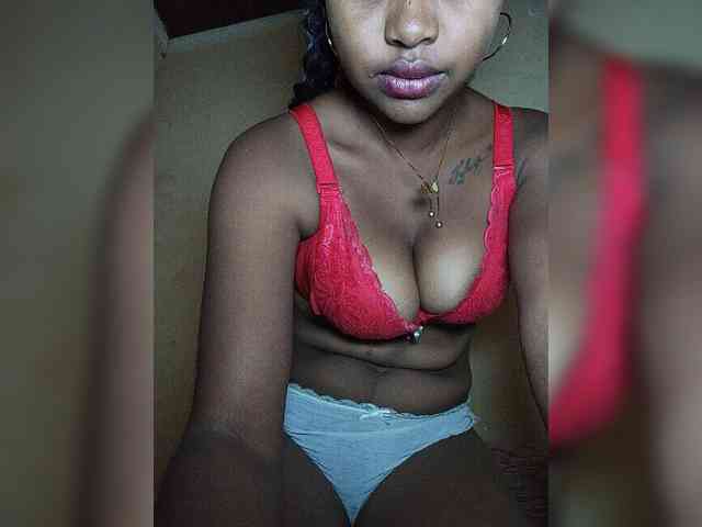 Victoria33 webcam