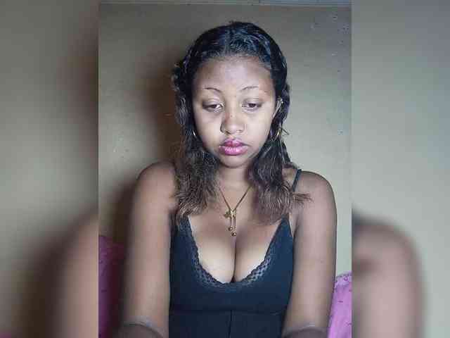 Victoria33 webcam