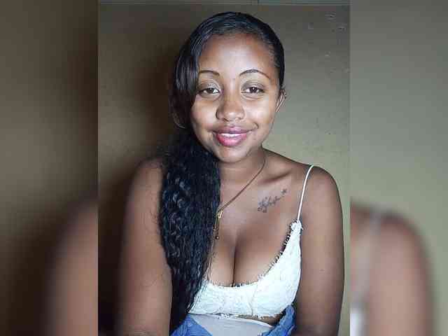Victoria33 webcam