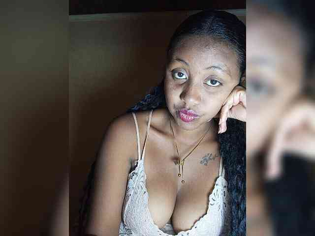 Victoria33 webcam