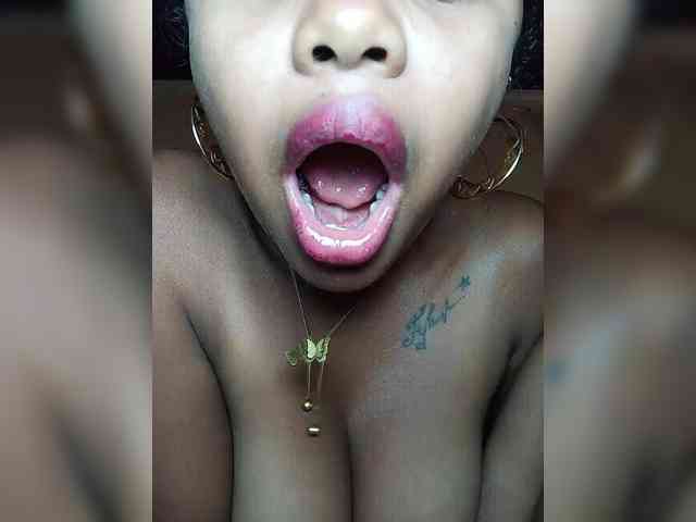 Victoria33 webcam