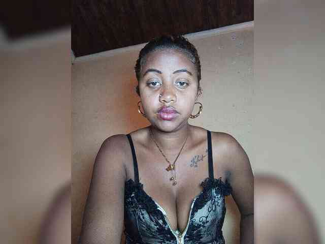 Victoria33 webcam