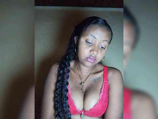 Victoria33 webcam