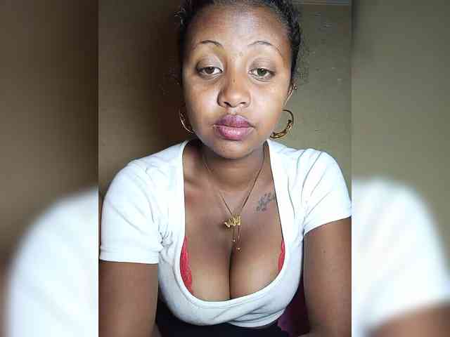 Victoria33 webcam