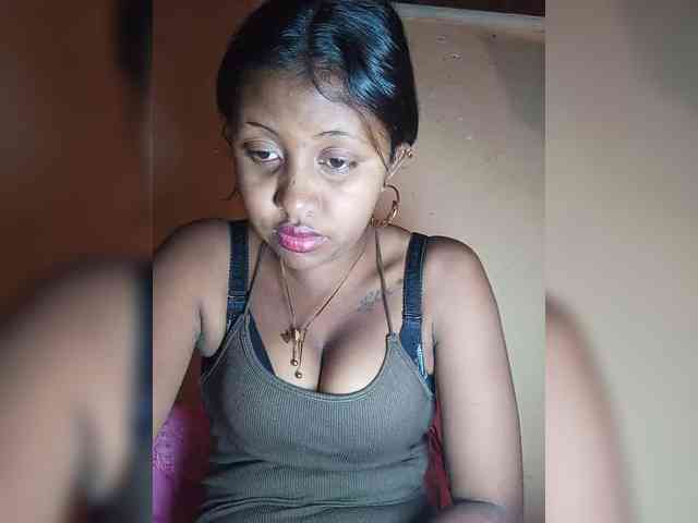 Victoria33 webcam