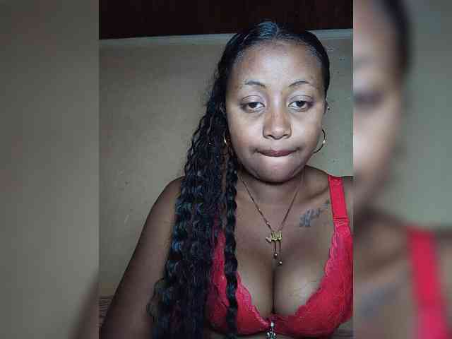Victoria33 webcam