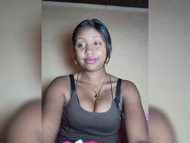 Victoria33 webcam