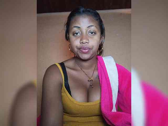 Victoria33 webcam