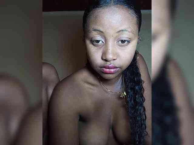Victoria33 webcam