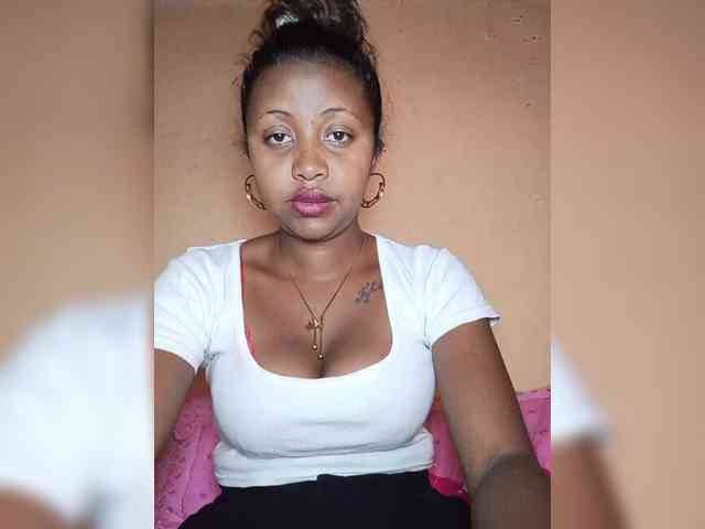 Victoria33 webcam