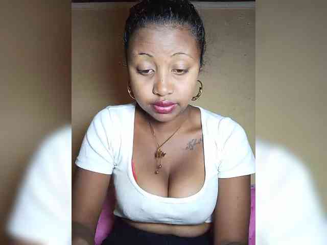 Victoria33 webcam