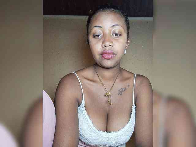 Victoria33 webcam