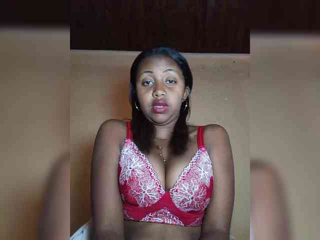 Victoria33 webcam