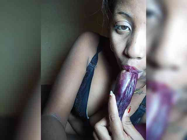 Victoria33 webcam