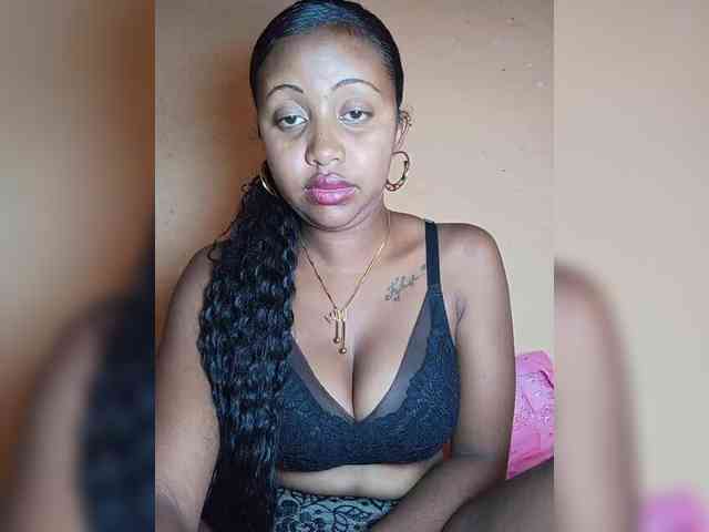 Victoria33 webcam