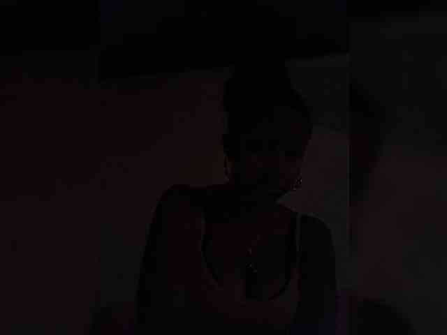Victoria33 webcam