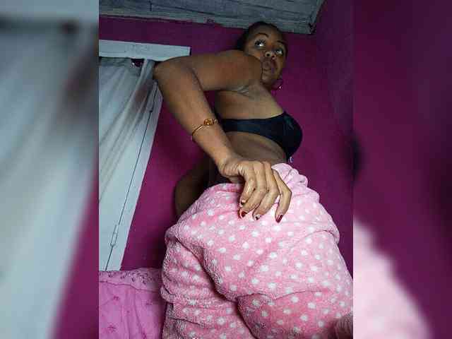 Victoria33 webcam