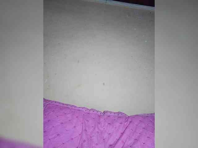 Victoria33 webcam