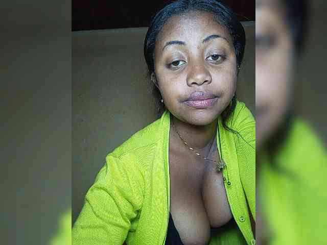 Victoria33 webcam