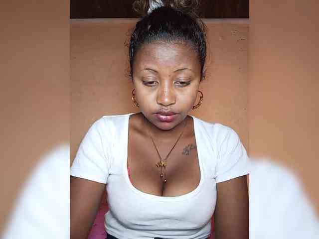 Victoria33 webcam