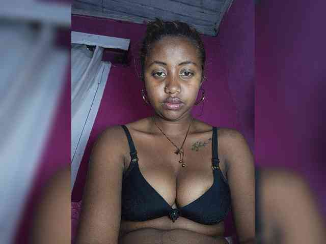 Victoria33 webcam