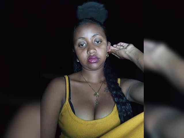 Victoria33 webcam
