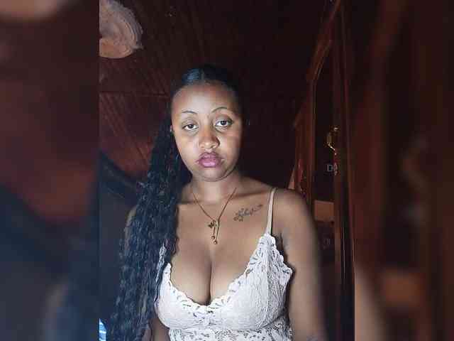 Victoria33 webcam