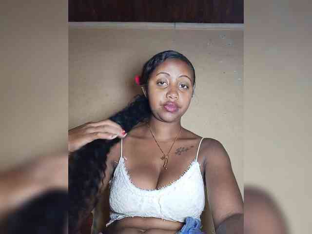 Victoria33 webcam