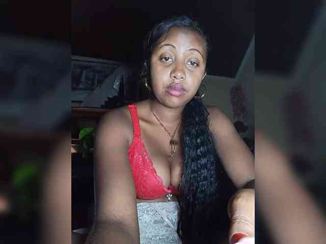 Victoria33 webcam